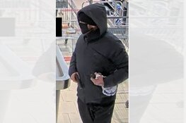 Gezocht: Gewapende overval op de Lidl in Helmond.