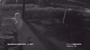 Gezocht: Molotovcocktail ontploft bij cafe in Helmond