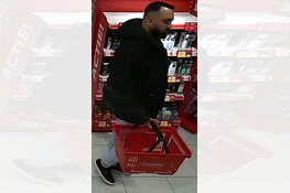 Gezocht: Winkeldiefstallen op diverse locaties