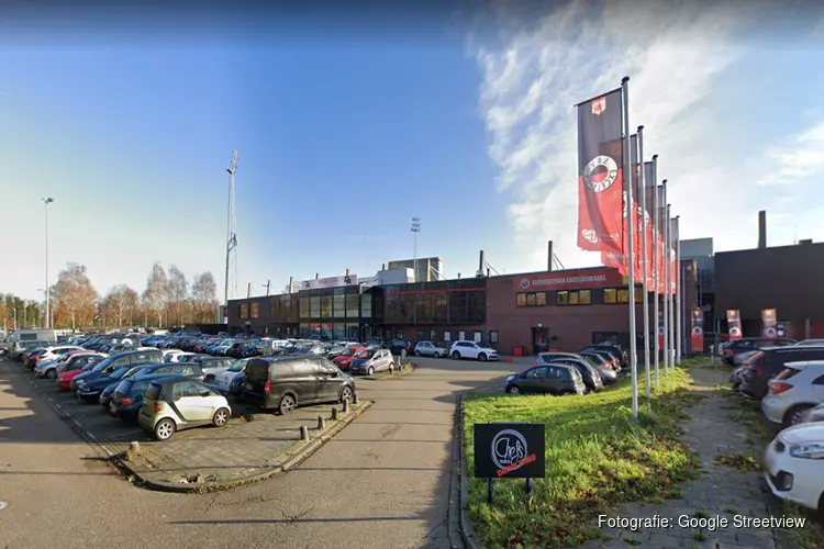 PSV na rust langs Excelsior