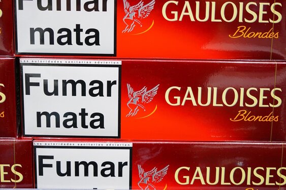 Grote hoeveelheid illegale sigaretten aangetroffen bij garageboxcontroles in Helmond