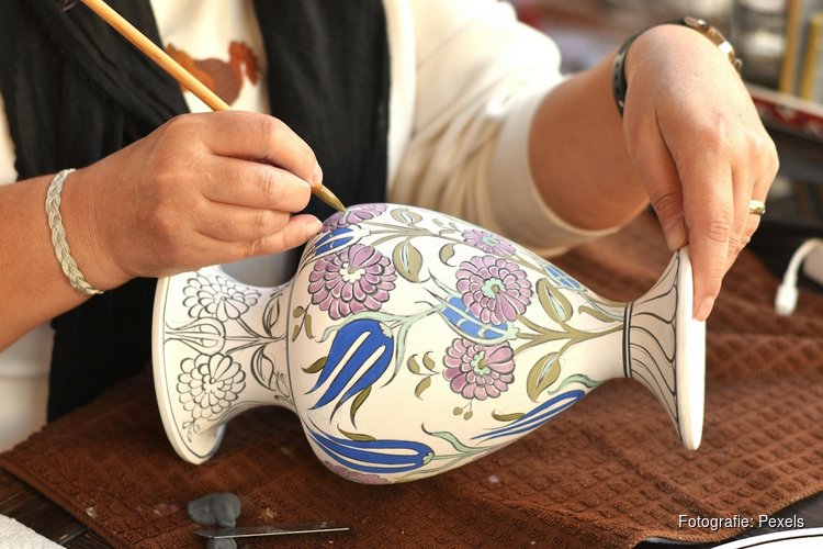 Stichting Kringloopwinkel Helmond organiseert workshop ‘bloempotten pimpen’