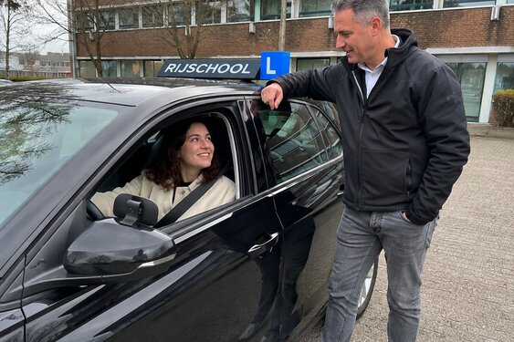 Rijscholen in Helmond